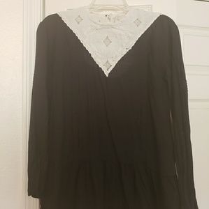 Small Free People B/W embroidered blouse